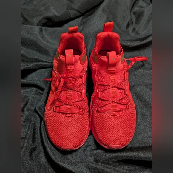 Puma Red Sneakers - Picture 8 of 8